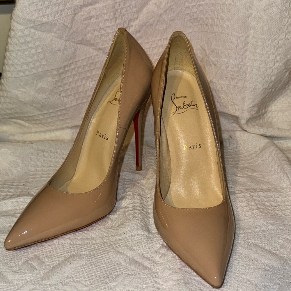 Christian Louboutin So Kate 120 Nude Beige Patent Leather Stiletto Heel Sz 39